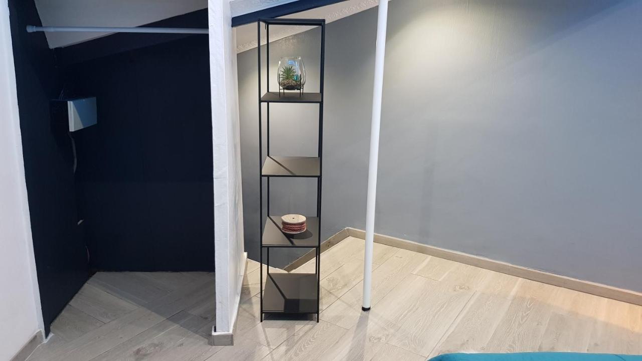 Chambre luxueuse proche centre ville et aéroport Montignies-sur-Sambre Esterno foto