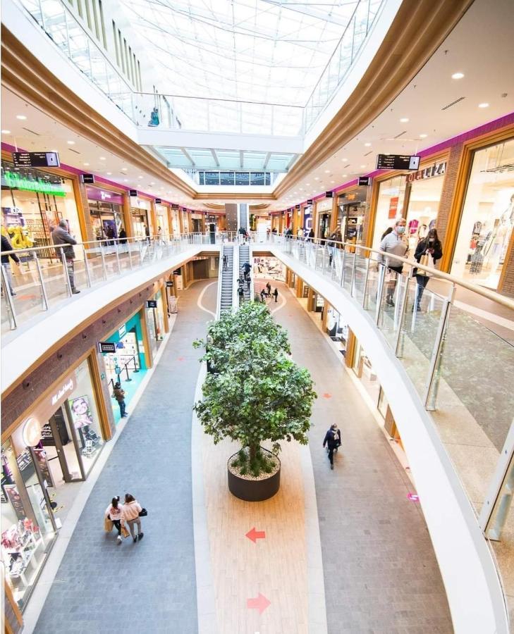 Chambre luxueuse proche centre ville et aéroport Montignies-sur-Sambre Esterno foto