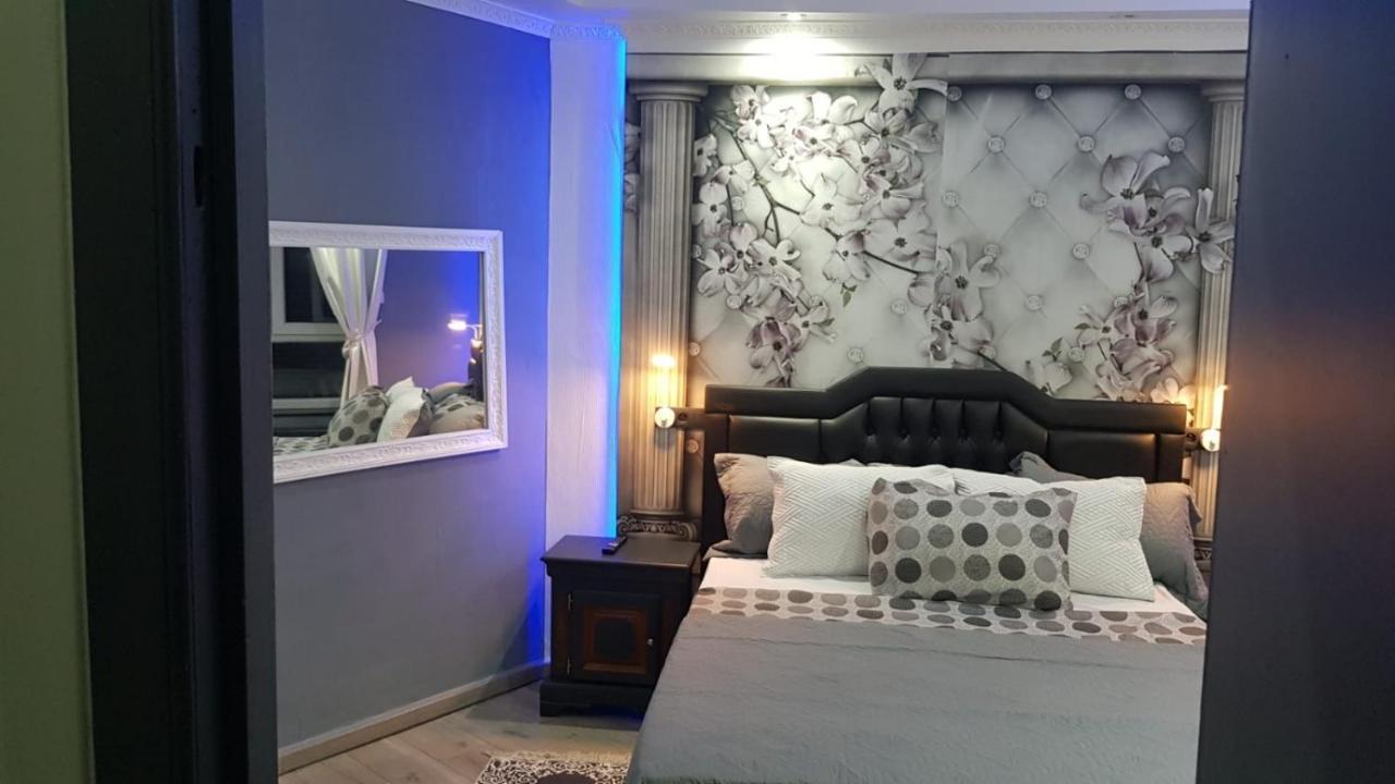 Chambre luxueuse proche centre ville et aéroport Montignies-sur-Sambre Esterno foto